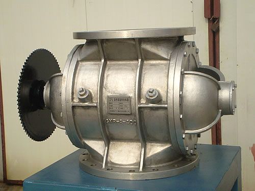 High temperature and pressure rotary feeder